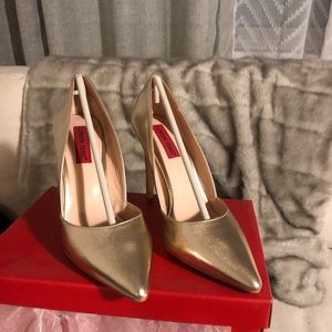 Public Desire Gold pumps